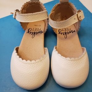 Monkey Feet Makenahs in 12-18 months